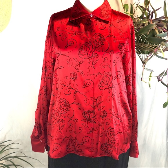 Vintage Tops - •Vintage• Red Silk Blouse